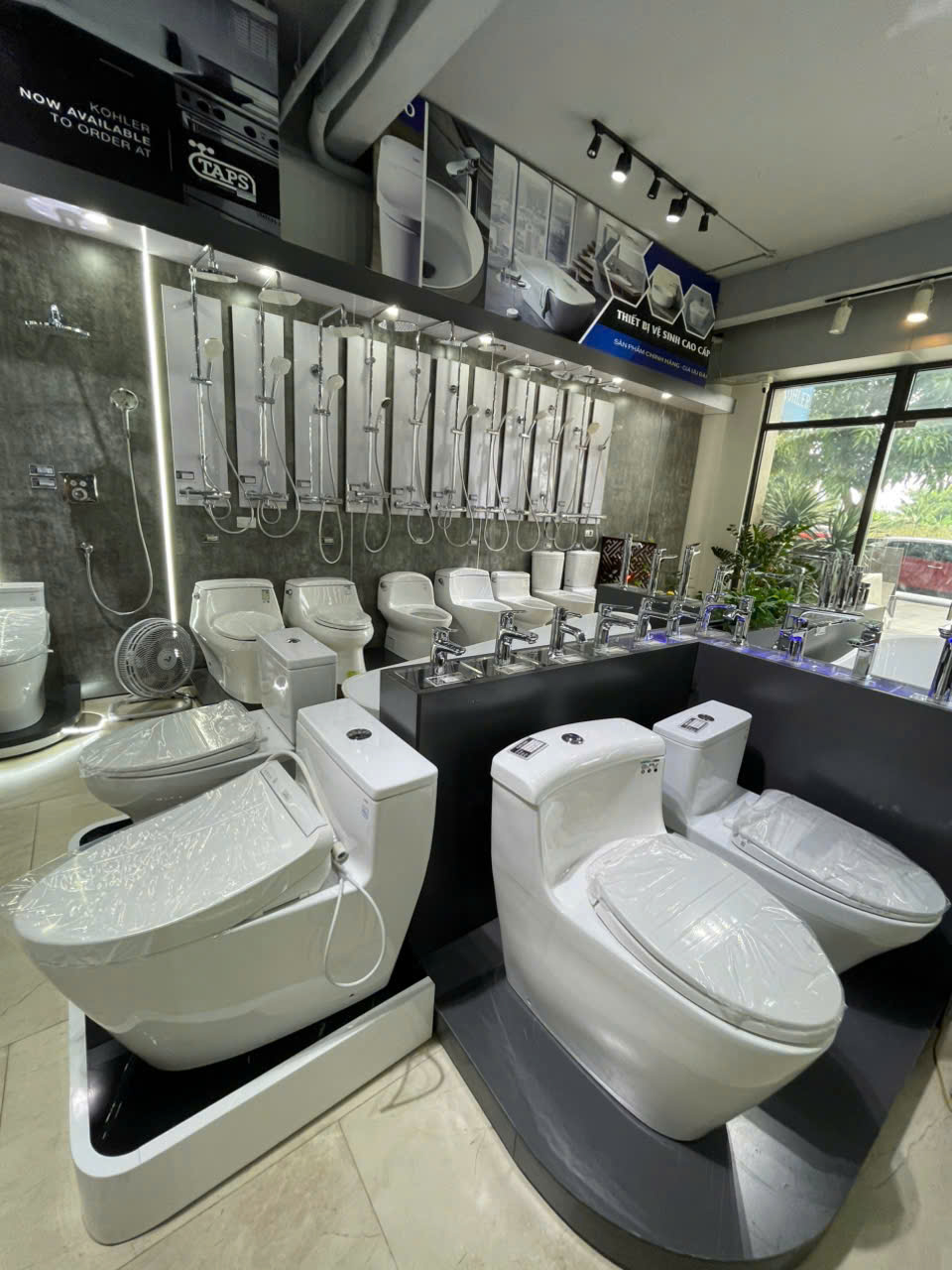 Showroom Lệ Huyền Hà Nội 6